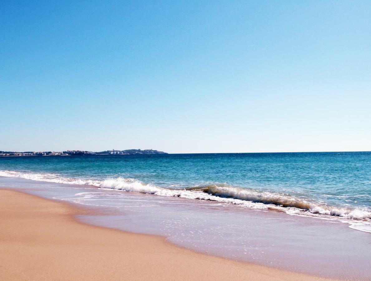 Golive Esquirol Beach Cambrils Exterior photo